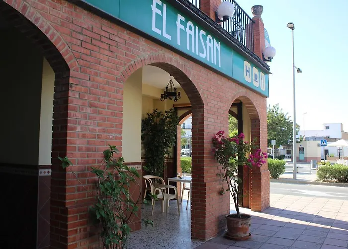 El Faisan C&R Hotel
