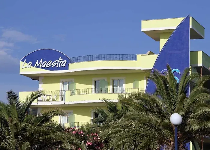 Hotel La Maestra