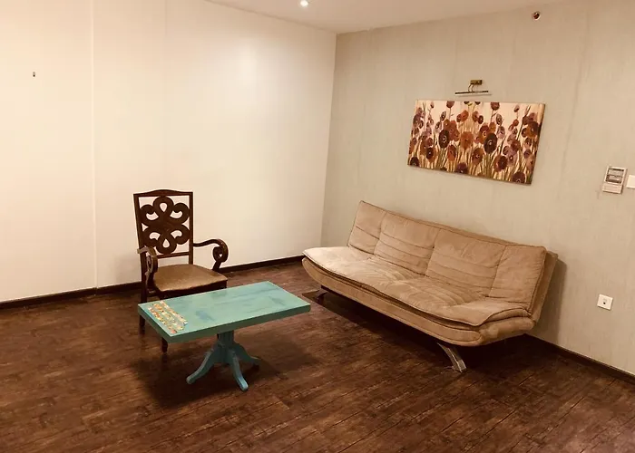 Hotel Sabareesh Park