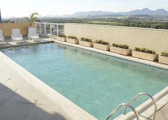 Mont Blanc Suites Duque De Caxias