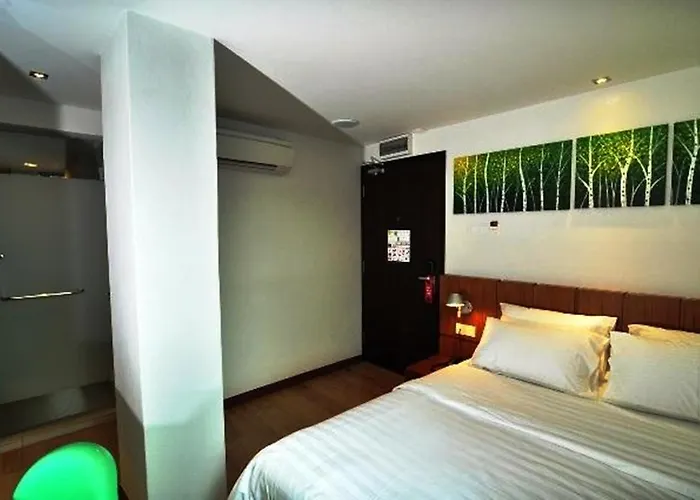 French Hotel