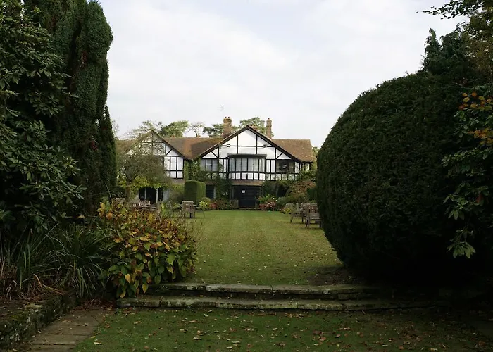 Cisswood House