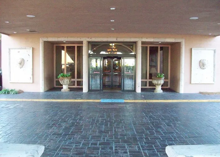 Regency Hotel & Conference Center