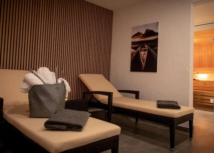 Land-gut Hotel zum Löwen Garni