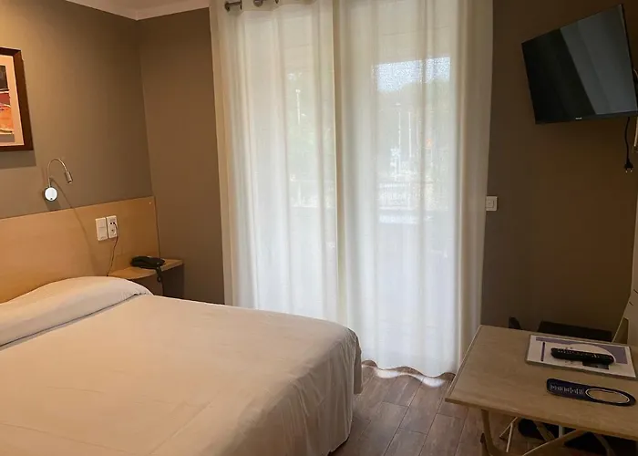 Au Tapis De Sable