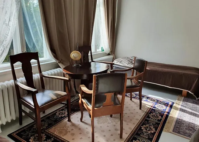 Neitsytniemen Kartanohotelli