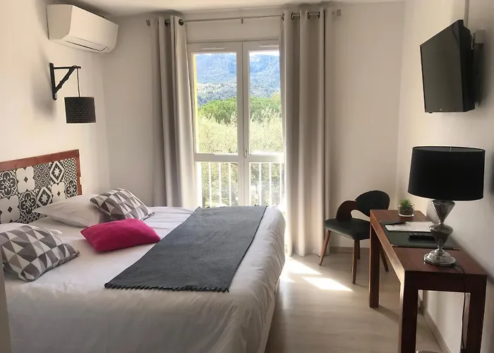 La Picholine En Provence