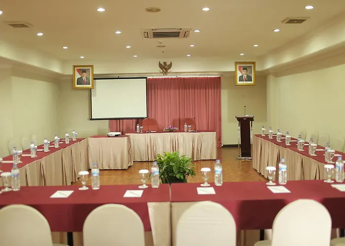 Weta International Hotel Surabaya