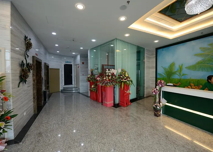 Pine Garden Hotel