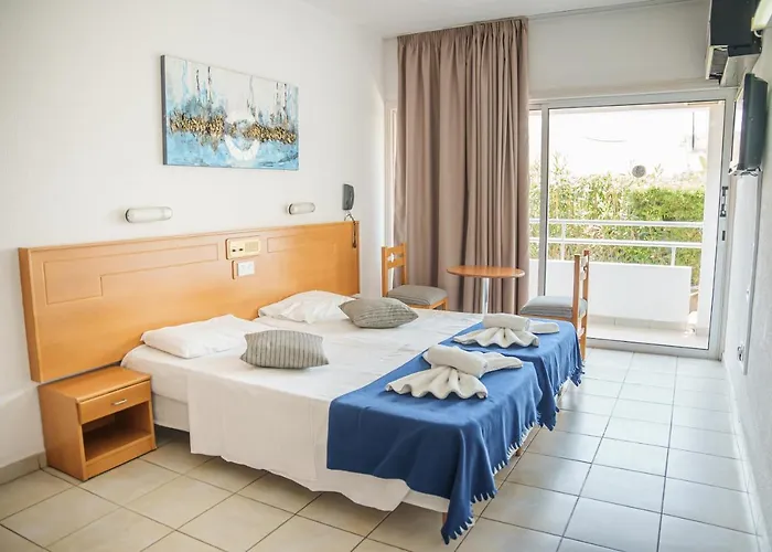 Cornelia Hotel
