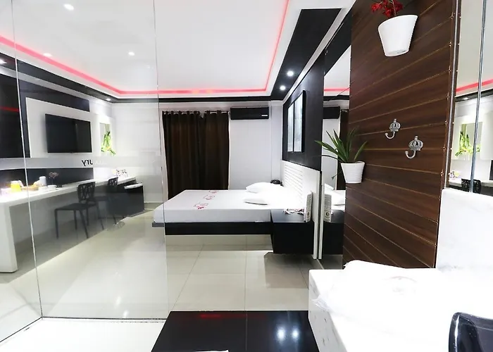 Motel Luxury