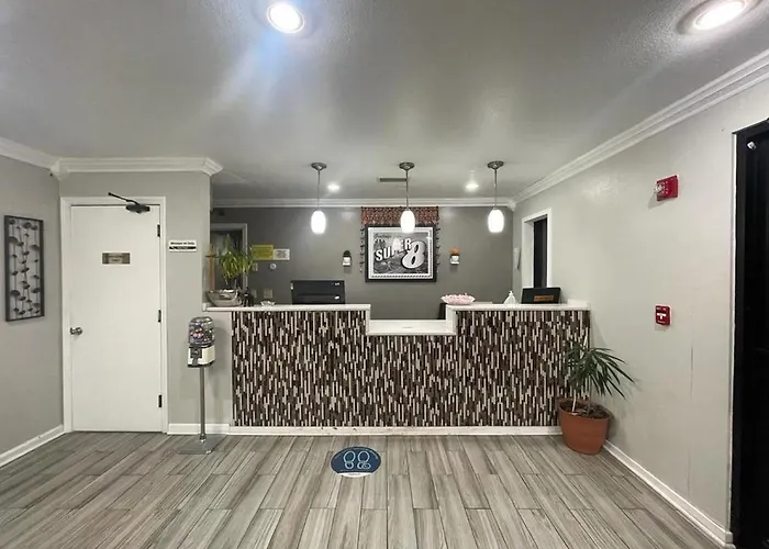 Super 8 By Wyndham Hazen