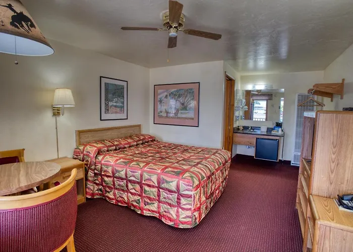 Kiva Motel Mountain Retreat