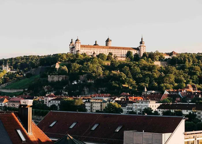 DAS v EVERT Hotel - am Congress Centrum Würzburg