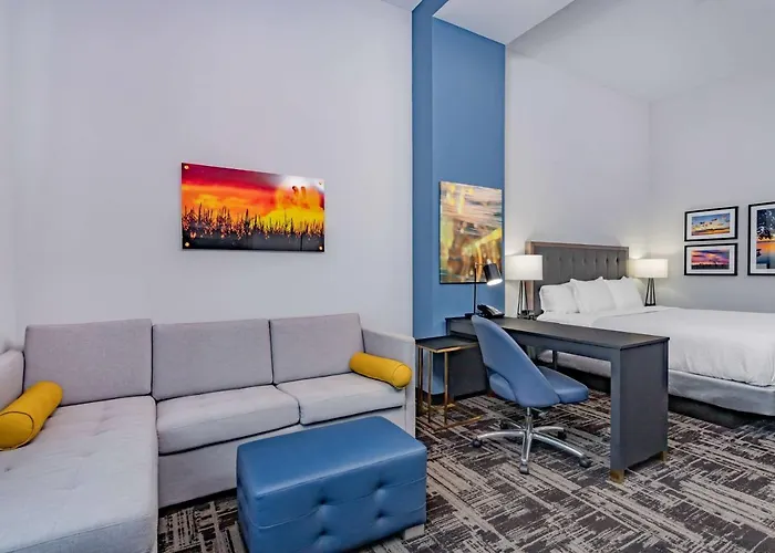 Laquinta Suites By Wyndham South Bend Notre Dame Area