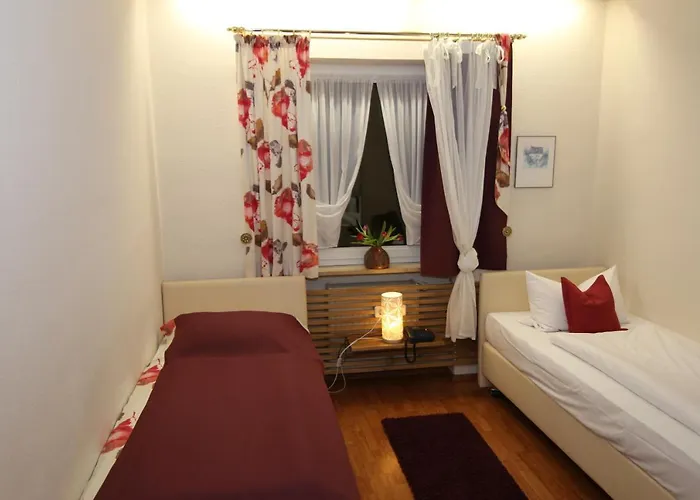 Hotel Grader