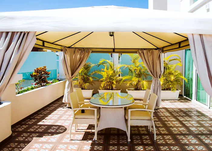 Flamingo Suites Boutique Hotel