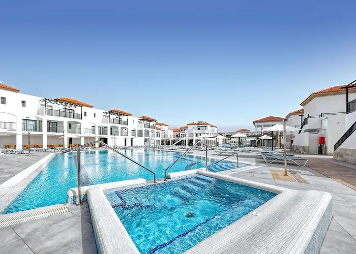 Broncemar Beach Suites