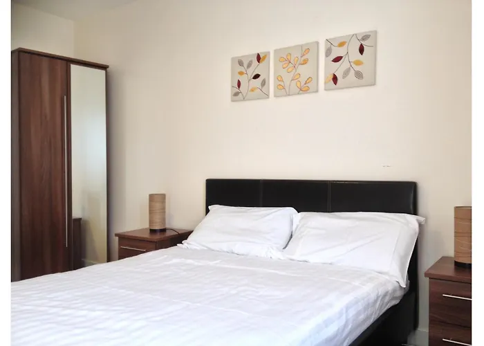Oyo Arinza Apartments