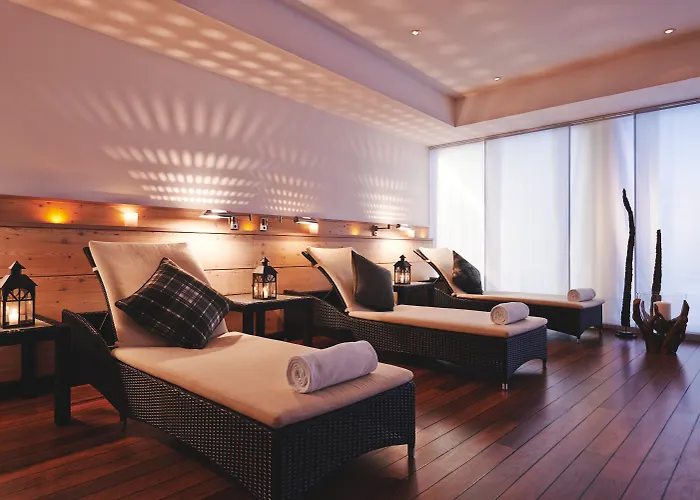 Hotel Waldhuus