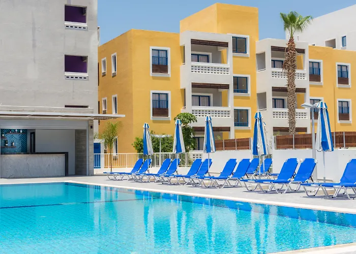 Kefalos Damon Hotel Apartments