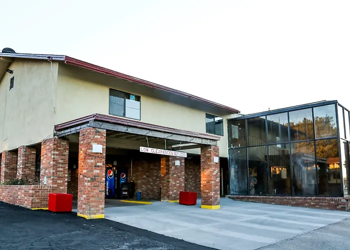 Red Roof Inn Plus+ Williams - Grand Canyon
