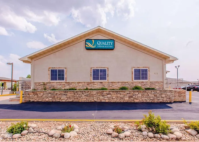 Quality Inn & Suites University