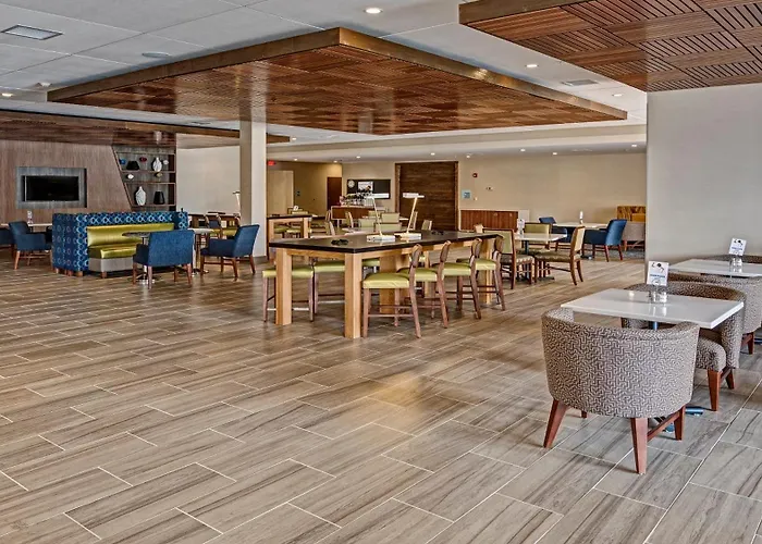 Holiday Inn Express Louisville Airport Expo Center By Ihg