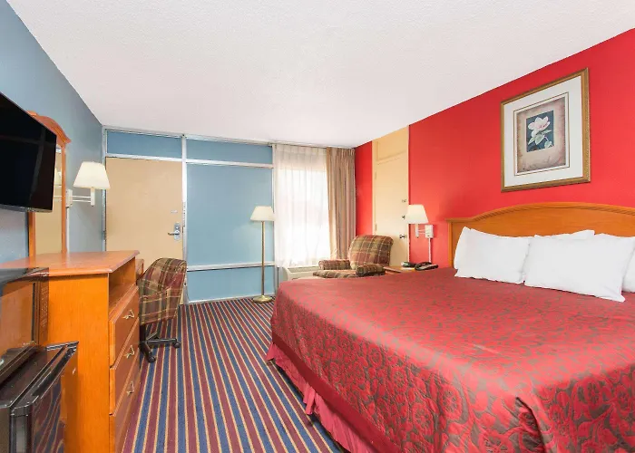 La Casa Inn Albany Near Tifton Ga I 75
