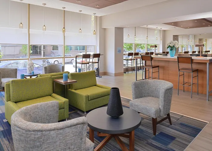 Holiday Inn Express & Suites Buffalo Downtown, Ny