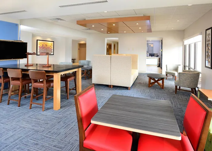 Holiday Inn Express & Suites Raleigh Durham Airport At Rtp By Ihg