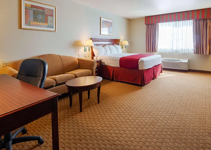 Best Western Quanah Inn & Suites