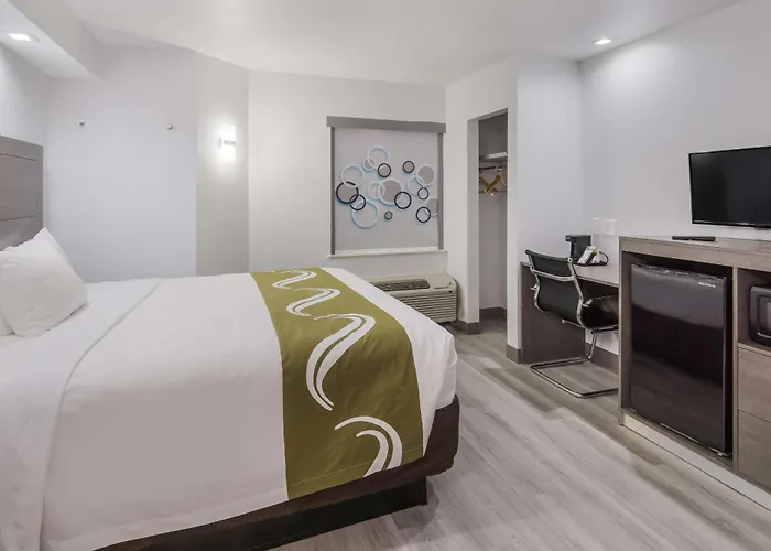 Quality Inn & Suites Richardson-Dallas