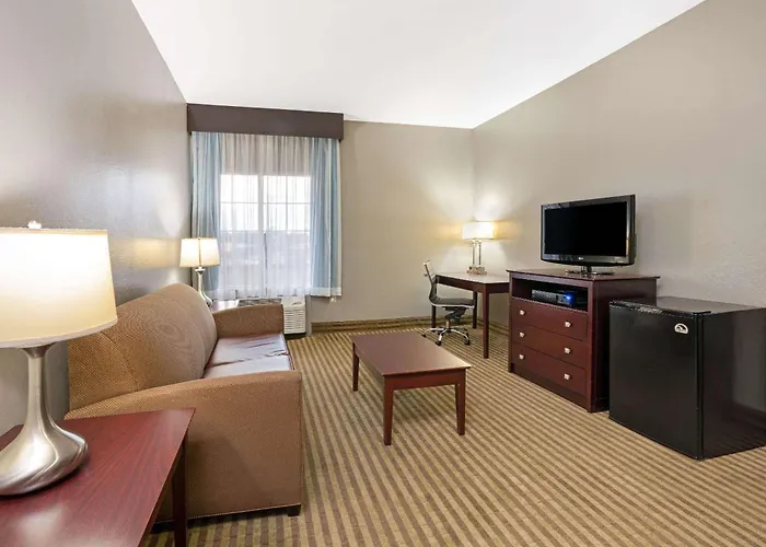 La Quinta By Wyndham Houston Iah Bush Intl Airport E