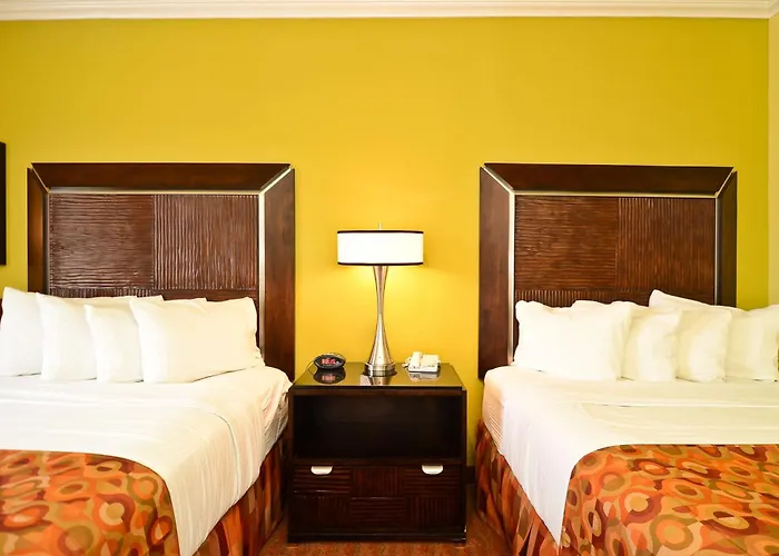 Best Western Plus Christopher Inn & Suites