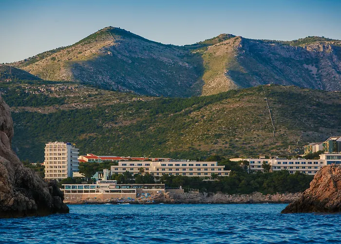 Royal Ariston Hotel