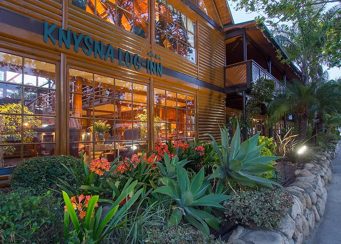 Knysna Log-Inn Hotel