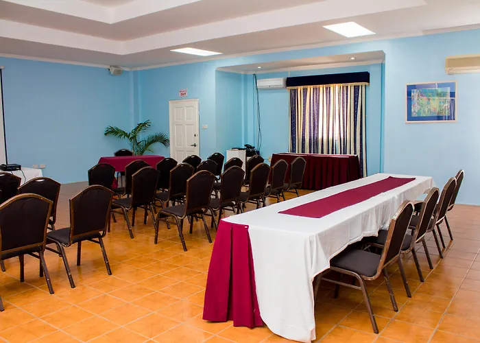 Bay Gardens Inn
