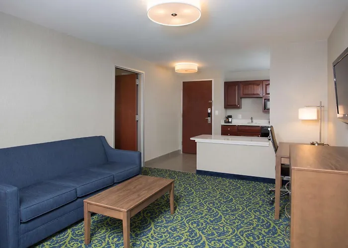 Best Western Plus Portsmouth Hotel & Suites
