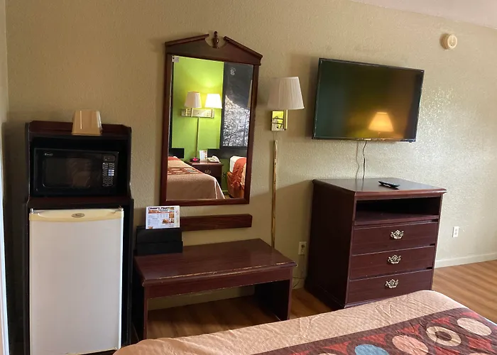 Super 8 By Wyndham Little Rock/North/Airport