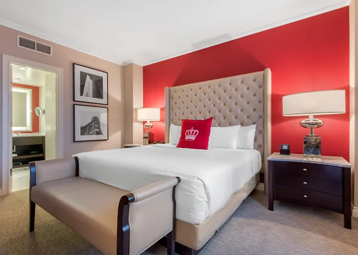 The Omni King Edward Hotel