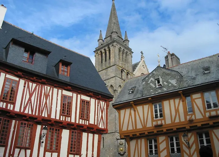 Kyriad Vannes Centre Ville