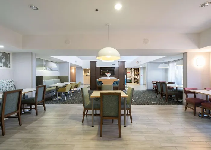 Hampton Inn & Suites Modesto - Salida