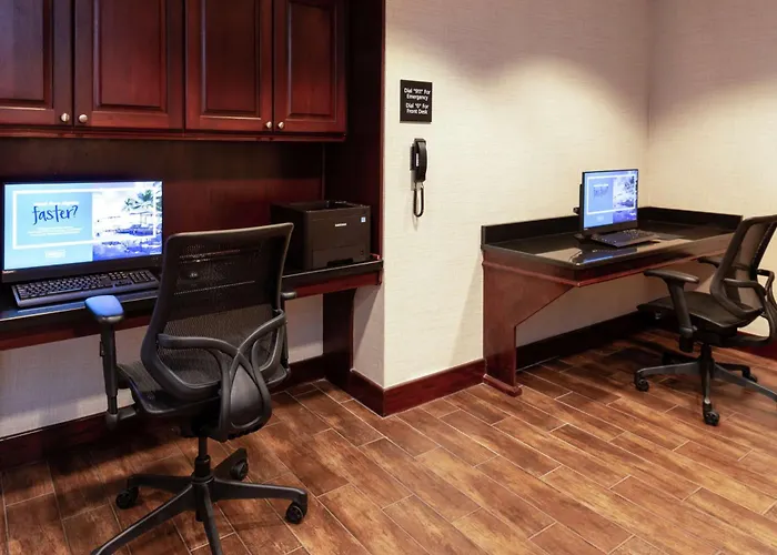 Hampton Inn Greensboro Airport