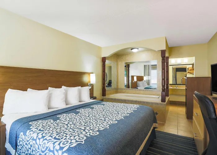 Days Inn By Wyndham Newark Wilmington