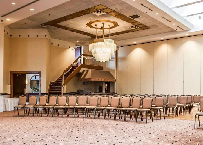 Quality Inn & Suites Orland Park - Chicago