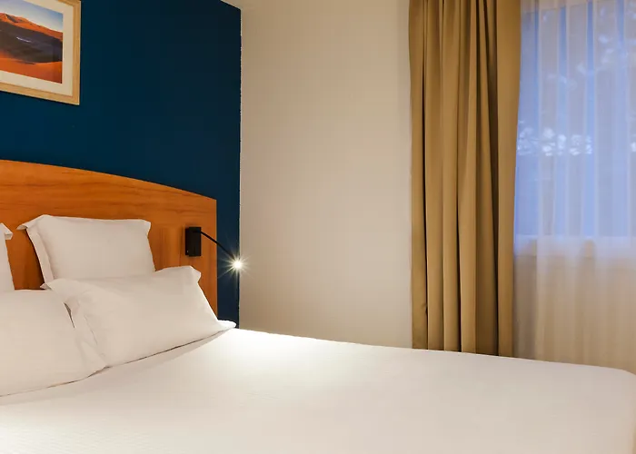 Comfort Hotel Evreux