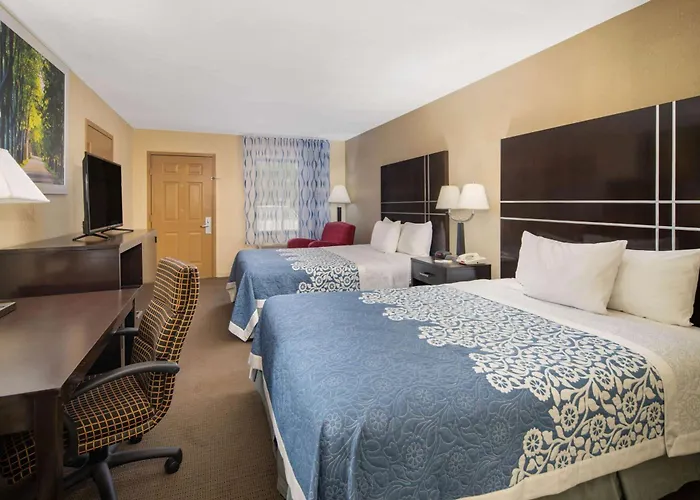 Days Inn By Wyndham Thomaston