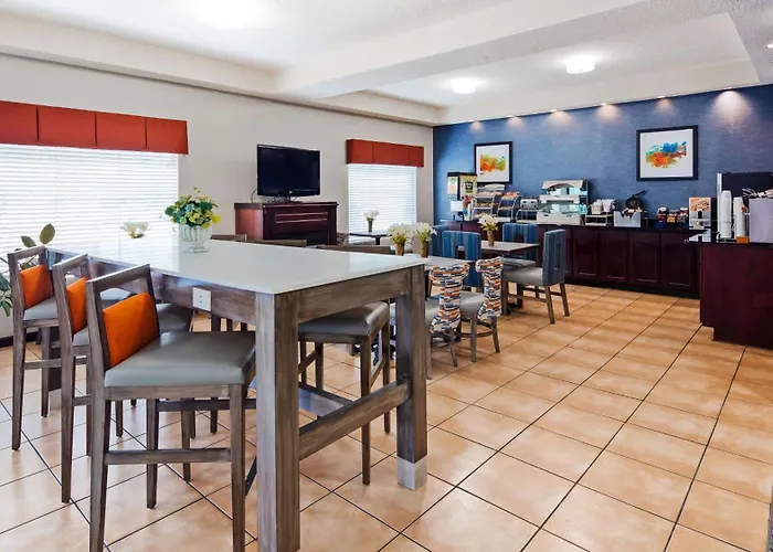 Best Western Hiram Inn And Suites