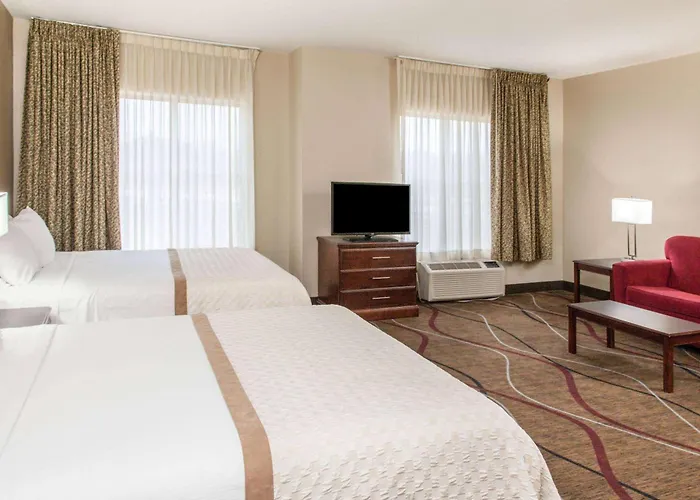 Hawthorn Extended Stay By Wyndham Bloomington